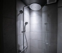 Shower booth